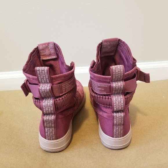 Nike SF Air Force 1 Force is Female Vintage Wine Size 9.5 AJ1700-600 - Picture 8 of 13